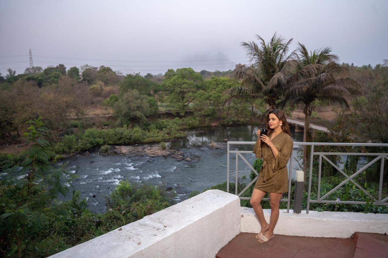 U Rivergate Karjat Buitenkant foto